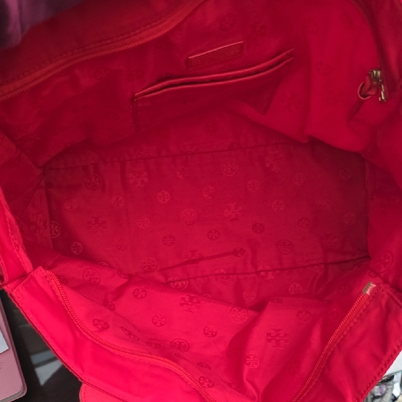 Tory Burch Ella Packable Tote - Picture 7 of 10